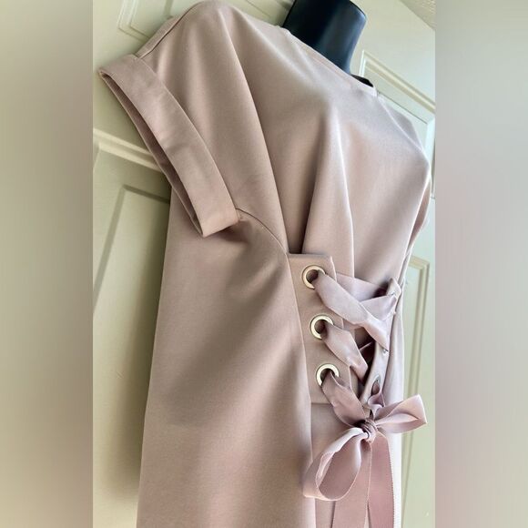 EXPRESS Light Pink Capped Short Sleeve Dressy Top Corset  Waist Blouse Size XS - Picture 5 of 10